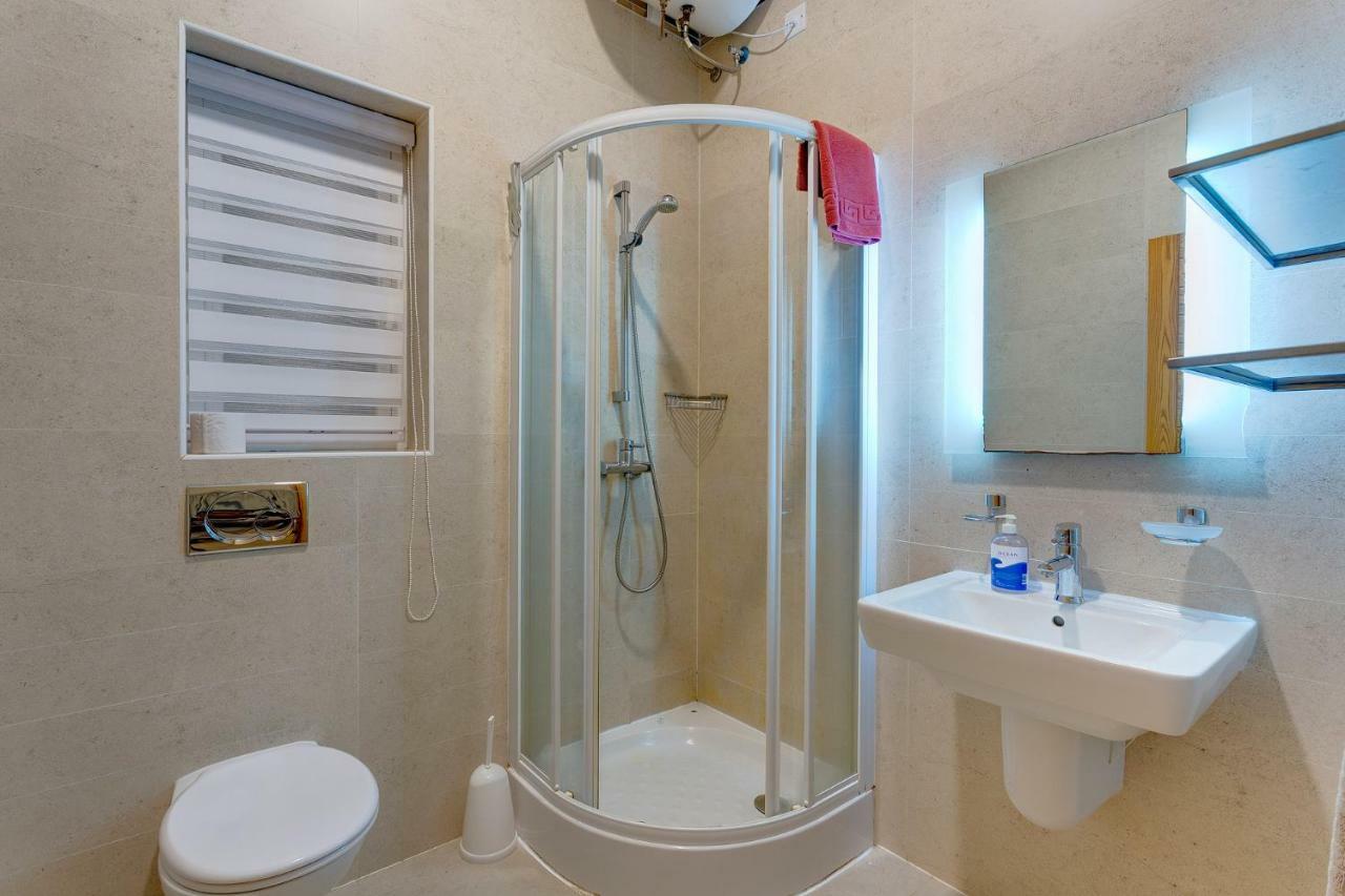 Apartment In Fort Cambridge With Pool 斯利马 外观 照片