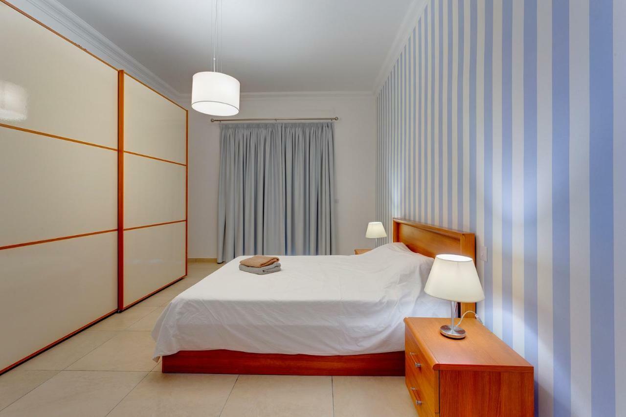 Apartment In Fort Cambridge With Pool 斯利马 外观 照片