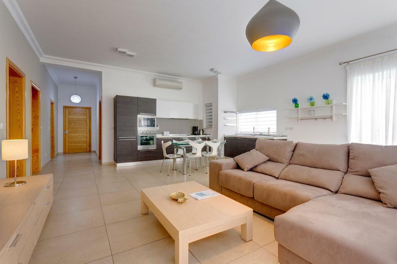 Apartment In Fort Cambridge With Pool 斯利马 外观 照片