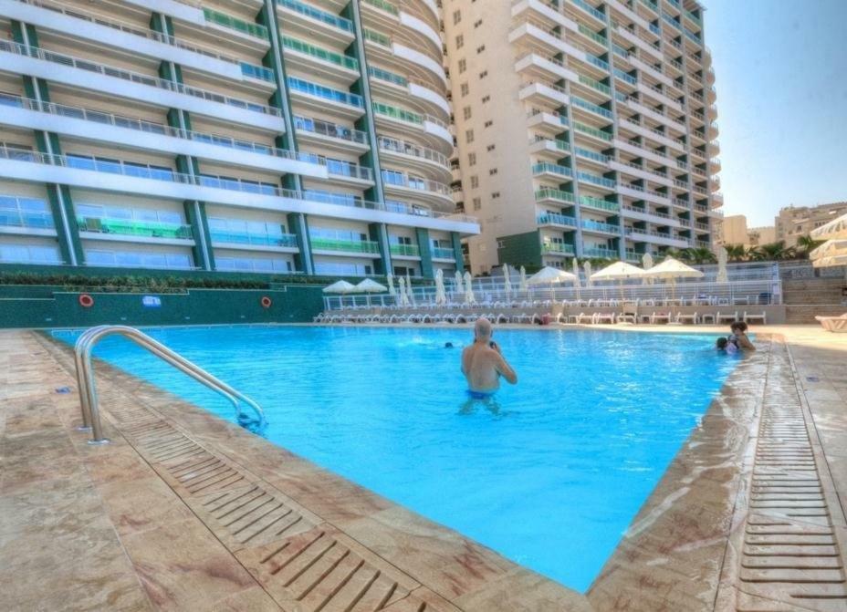 Apartment In Fort Cambridge With Pool 斯利马 外观 照片